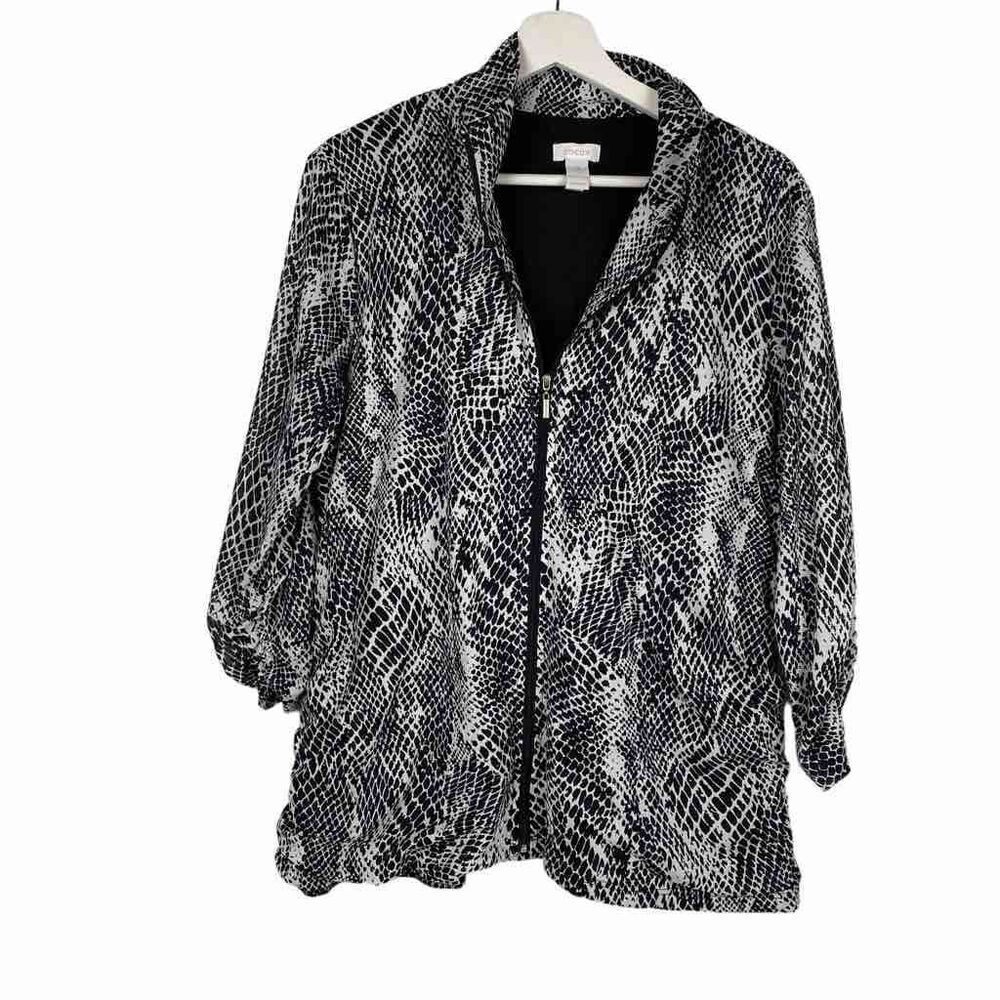 Chico's Full-zip animal print 3/4 sleeve top size 16